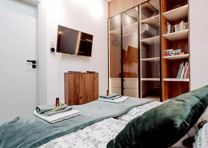 Partnerapart Rakowicka 14 Апартаменты *